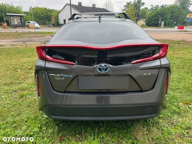 Toyota Prius - 3