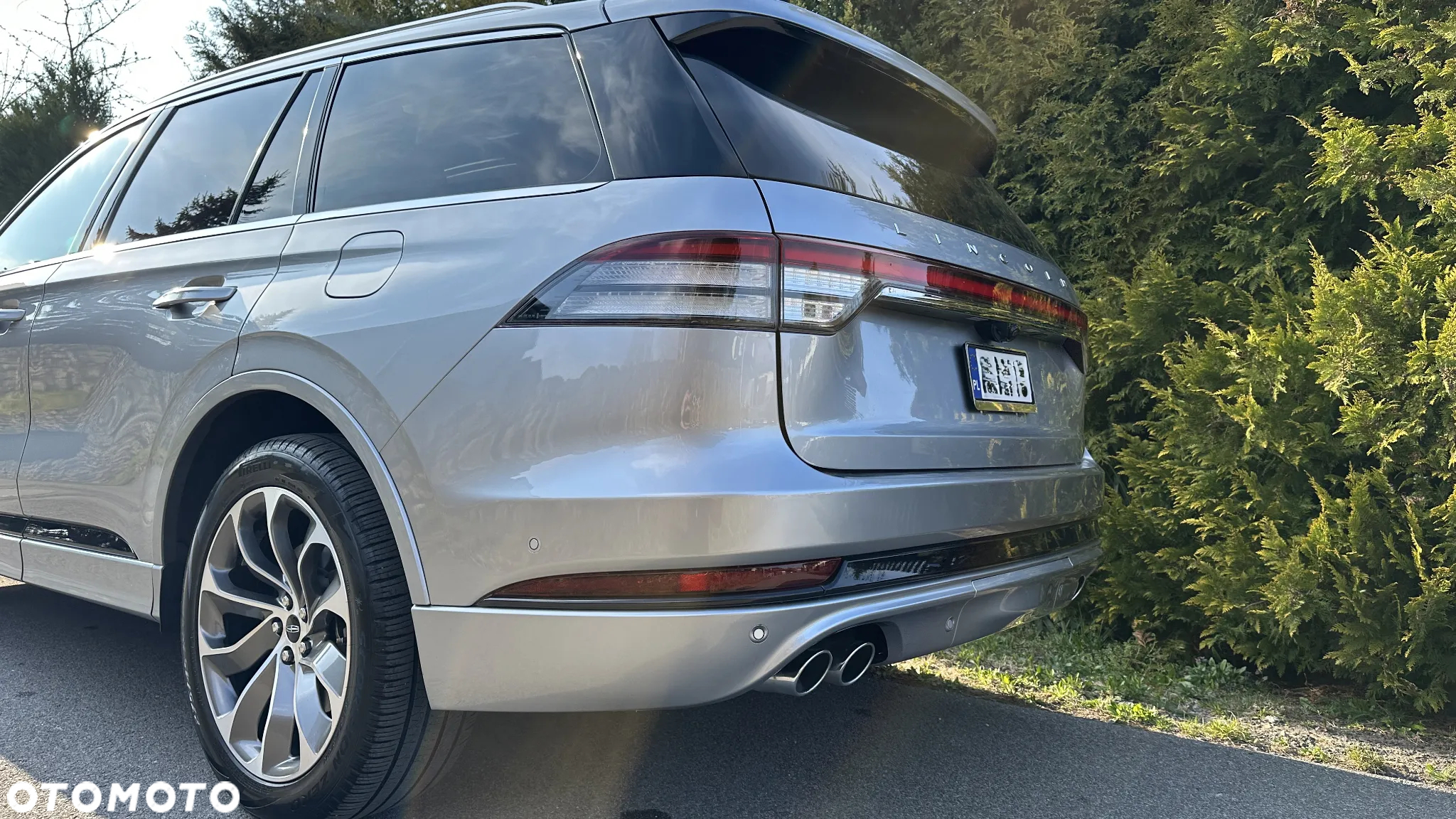 Lincoln Aviator - 30