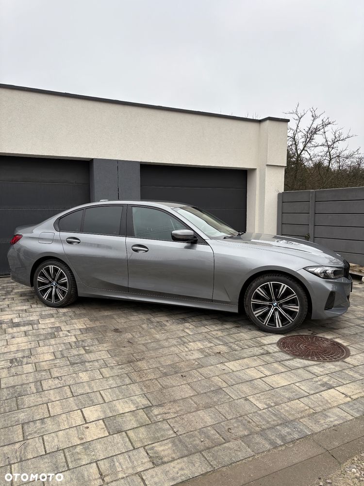 BMW Seria 3 318i Sport Line - 3
