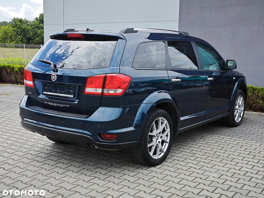Fiat Freemont 2.0 Multijet 16V DPF Automatik Allrad Black Code - 12