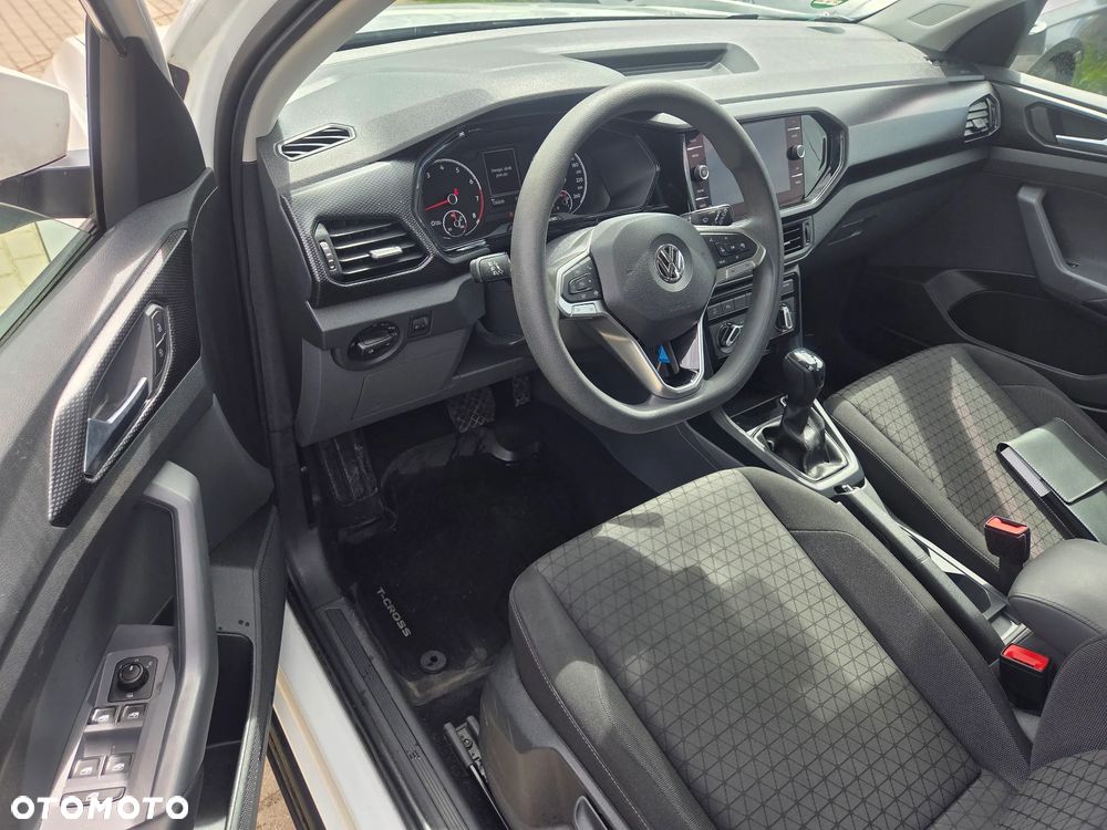 Volkswagen T-Cross - 7