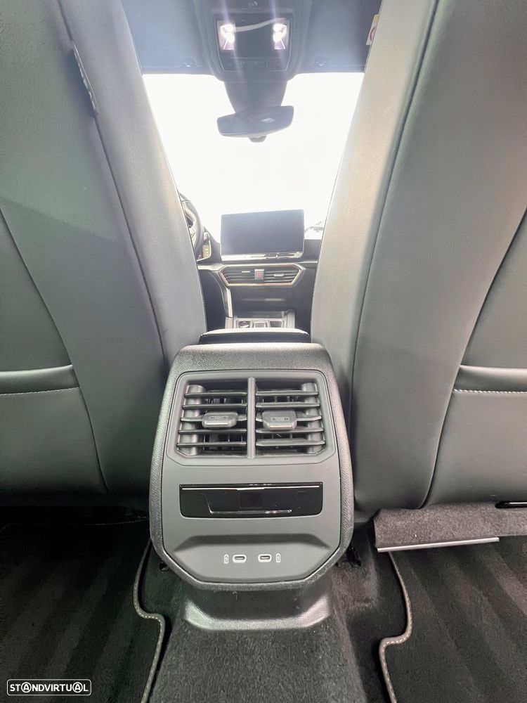 Cupra Formentor 1.5 e-Hybrid DSG - 17