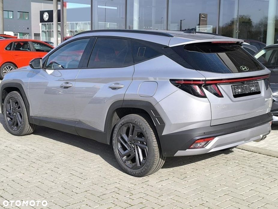 Hyundai Tucson - 4