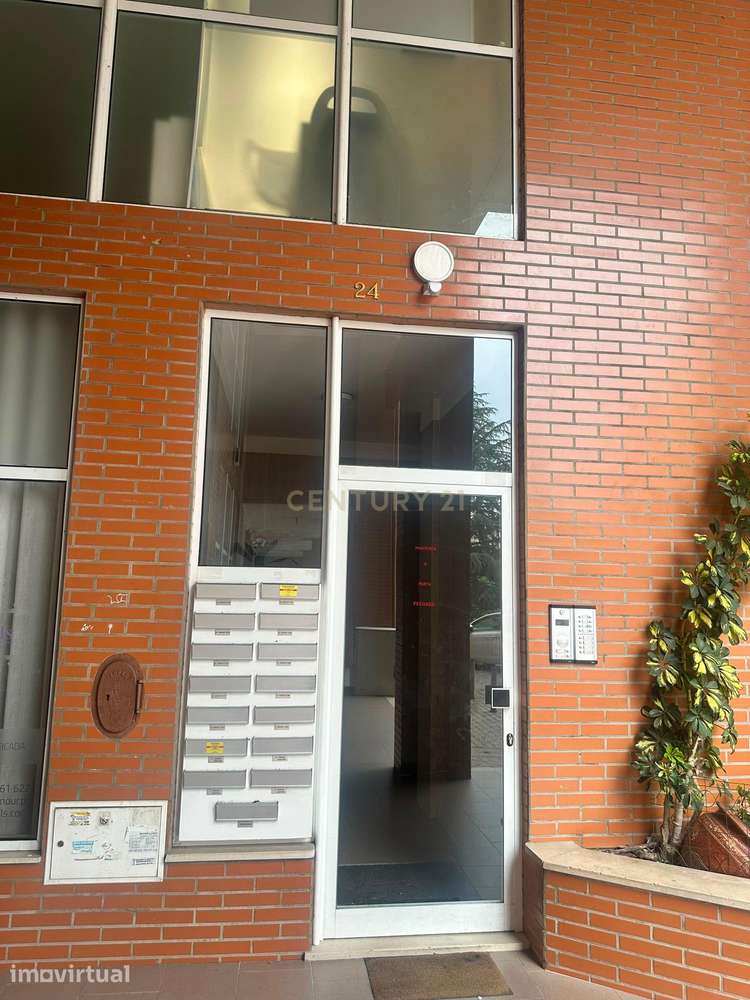 Apartamento T3 com garagem. - Grande imagem: 5/6
