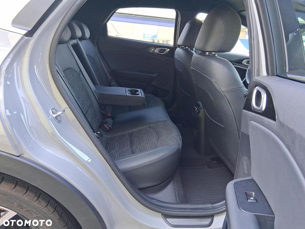 Kia XCeed 1.6 T-GDI Tribute DCT - 21