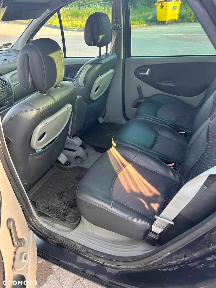 Renault Scenic 1.6 16V Alize - 7