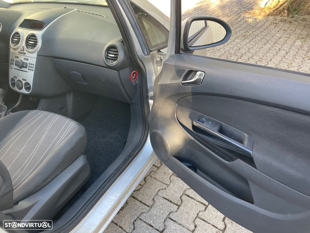 Opel Corsa - 19