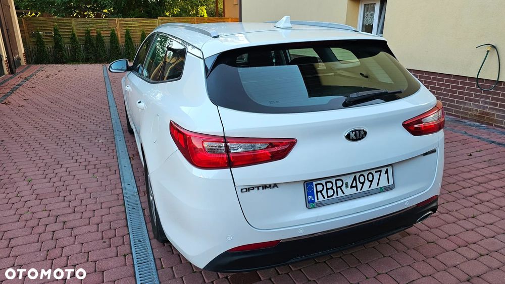 Kia Optima 1.7 CRDI L DCT - 26
