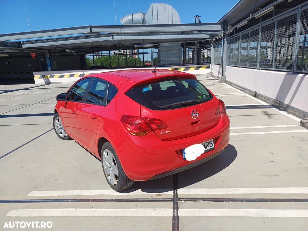 OPEL Astra 2011 — imagine 3