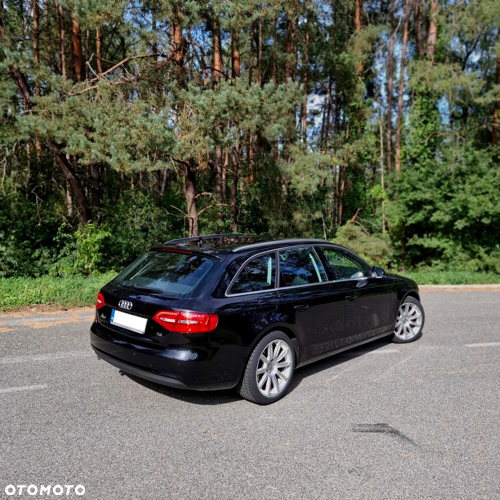 Audi A4 Avant - 11