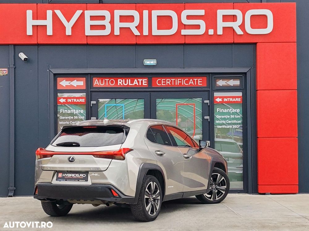 Lexus UX 250h Business Edition - 6