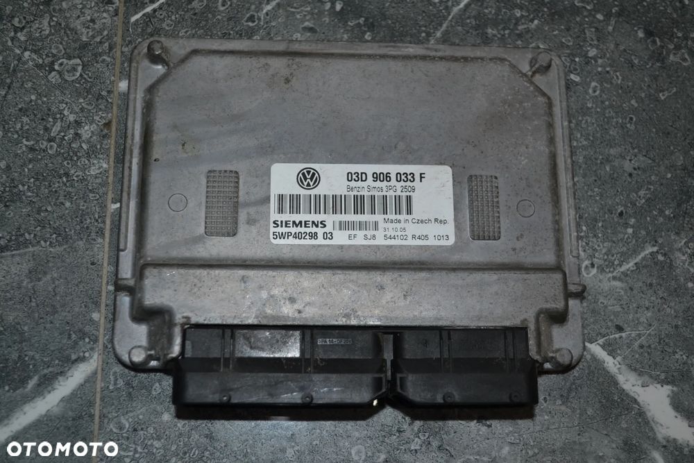 VW POLO 9N STEROWNIK SILNIKA 1,2 B 03D906033F 5WP4029803 - 1