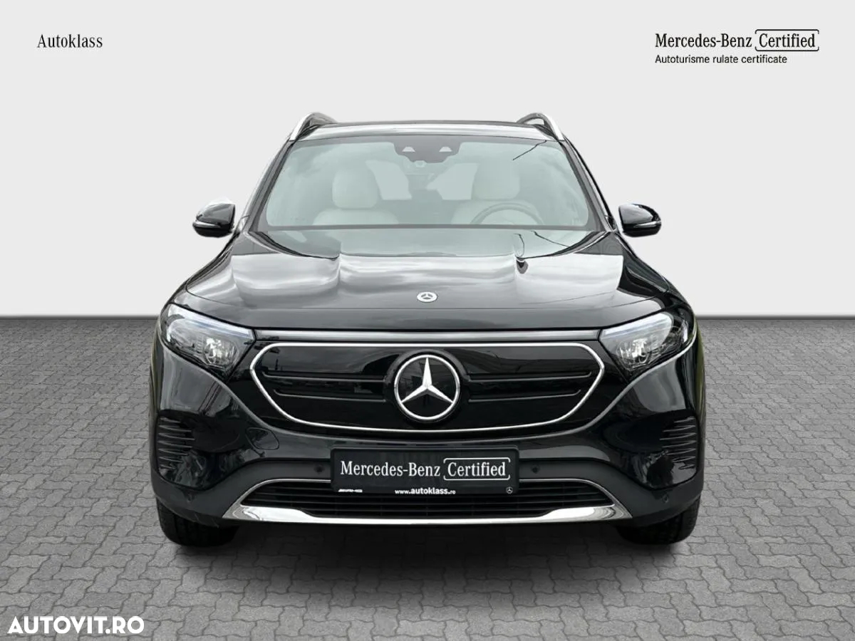 Mercedes-Benz EQB 300 4MATIC - 9