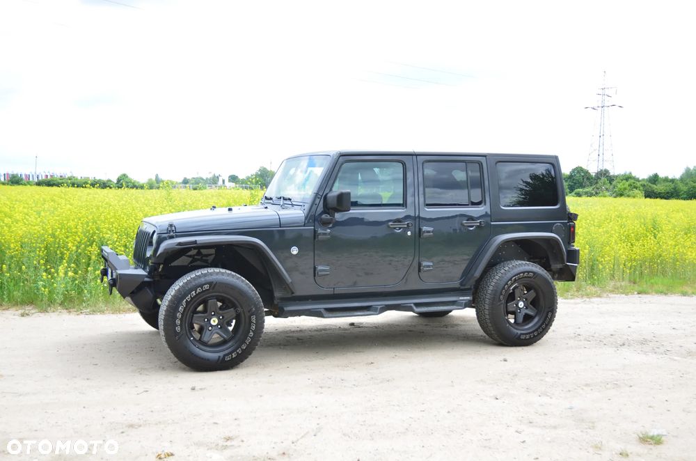 Jeep Wrangler - 8
