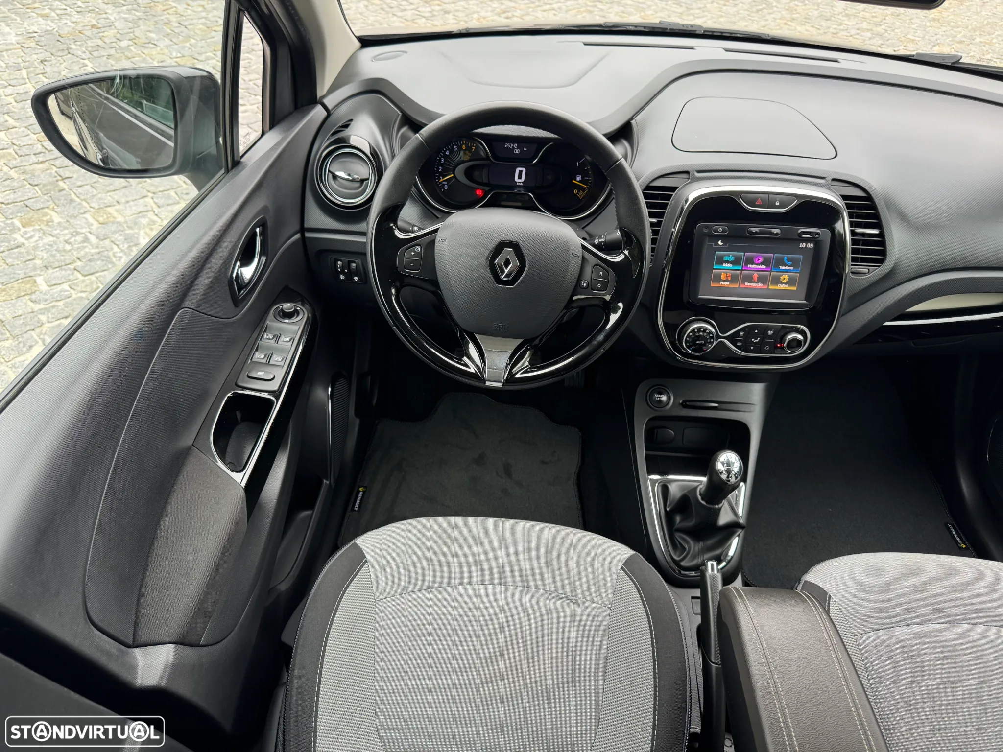 Renault Captur 0.9 TCE - 17