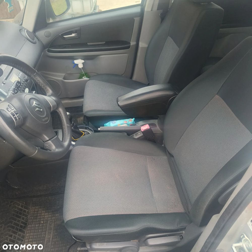 Suzuki SX4 1.6 VVT 4x2 Comfort - 6