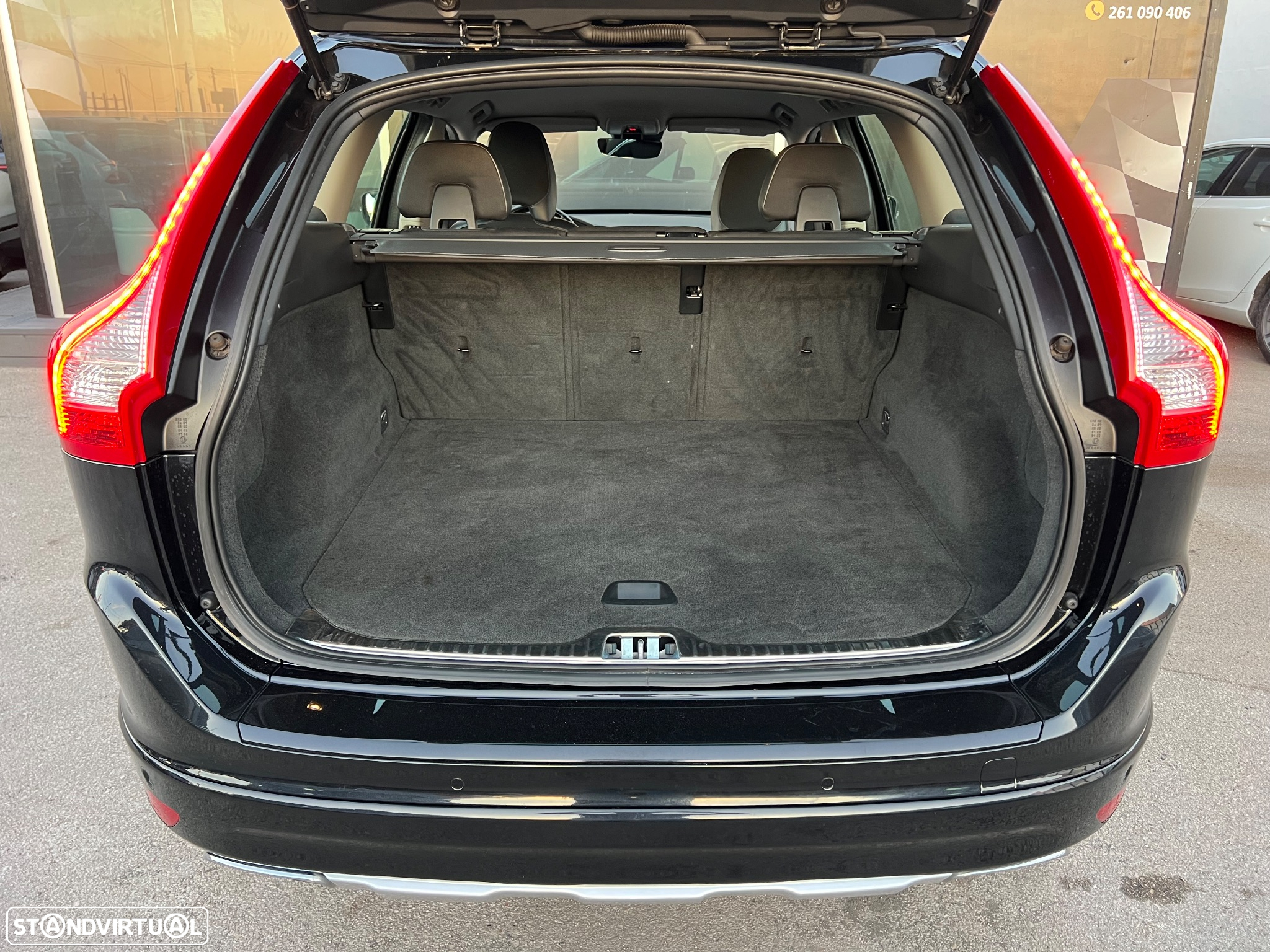Volvo XC 60 2.0 D4 Momentum - 22