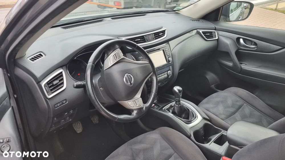 Nissan X-Trail 1.6 DCi N-Connecta 2WD 7os - 19