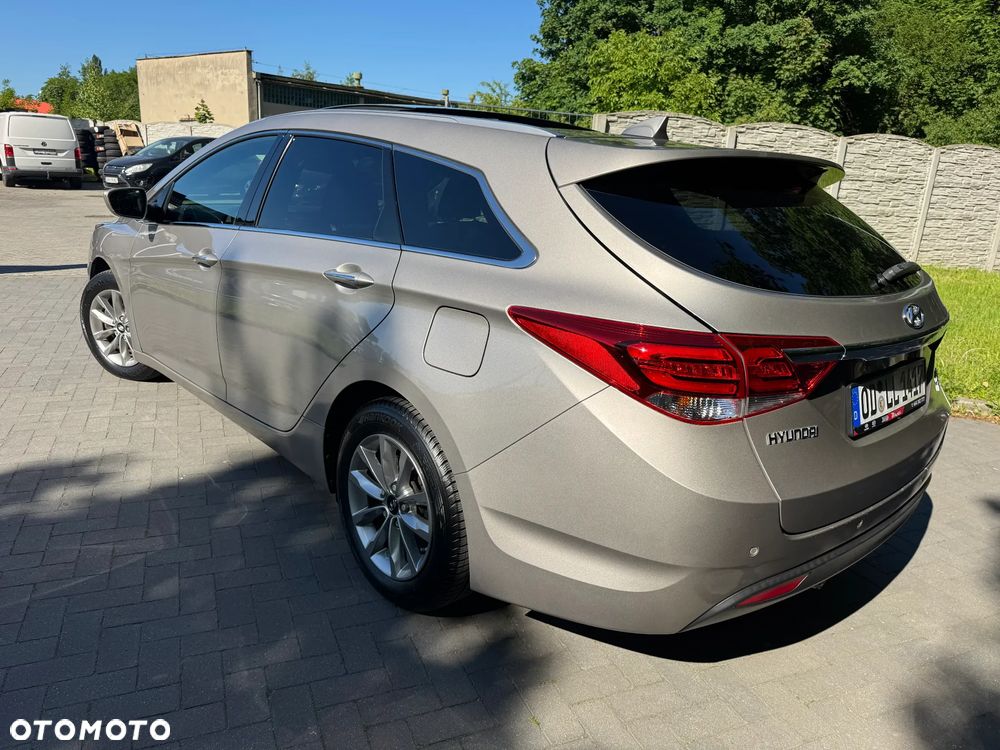 Hyundai i40 1.7 CRDi Style DCT - 10
