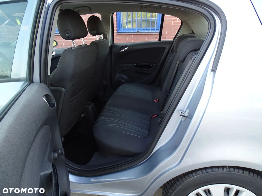 Mercedes-Benz Klasa A 160 Avantgarde - 21