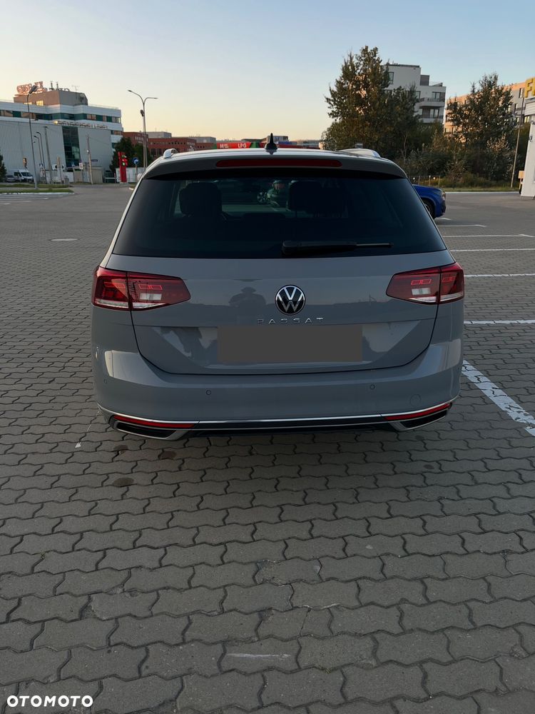 Volkswagen Passat - 5