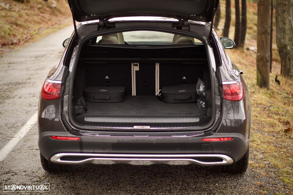 Mercedes-Benz E 300 de 4Matic All-Terrain - 11