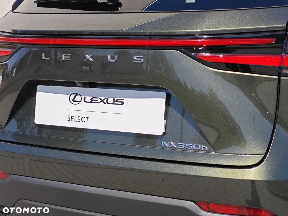 Lexus NX 350h Prestige AWD - 24