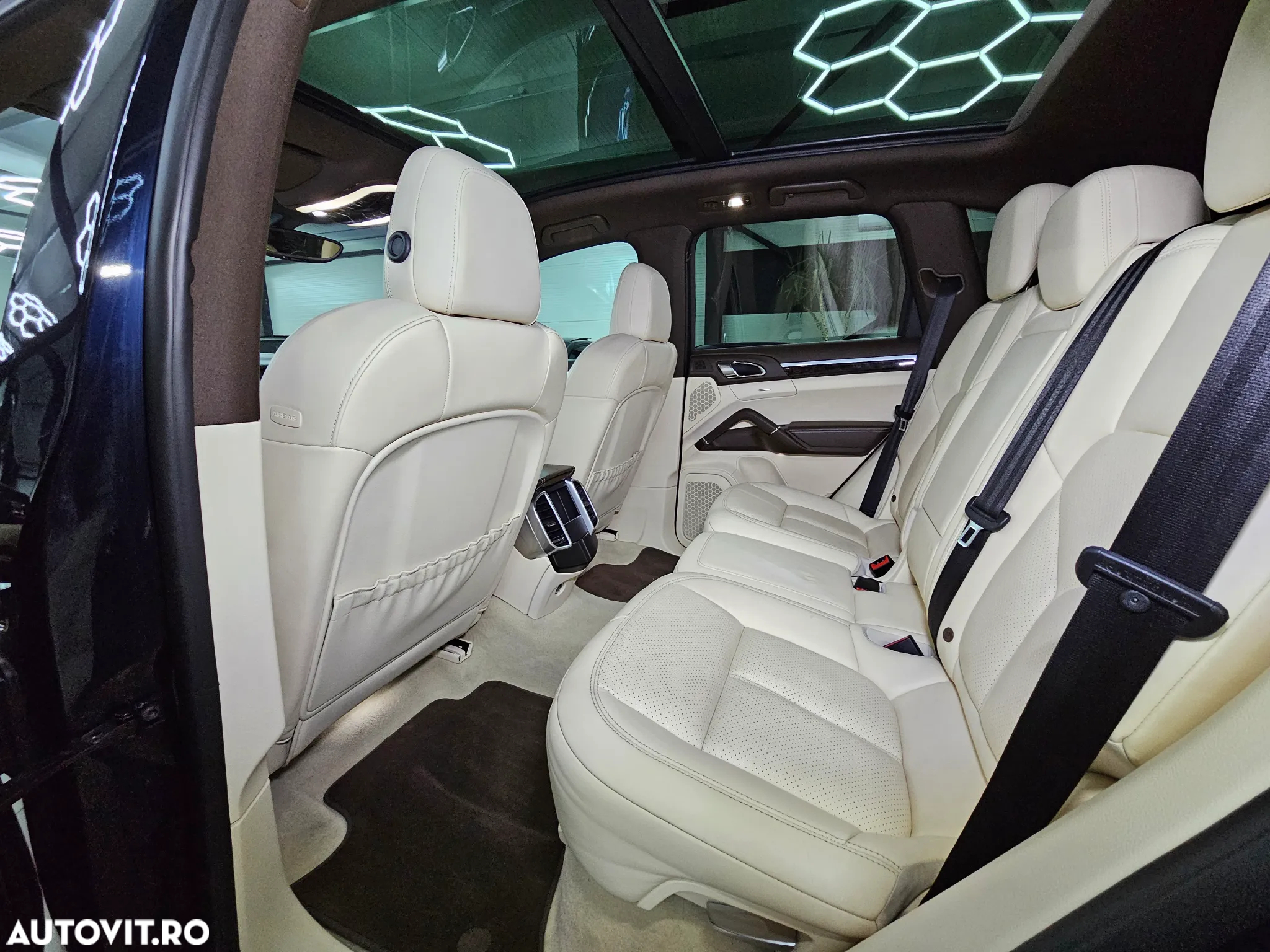 Porsche Cayenne S Hybrid Tiptronic S - 11