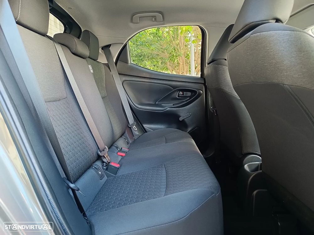 Toyota Yaris 1.0 VVT-i Comfort Plus - 26