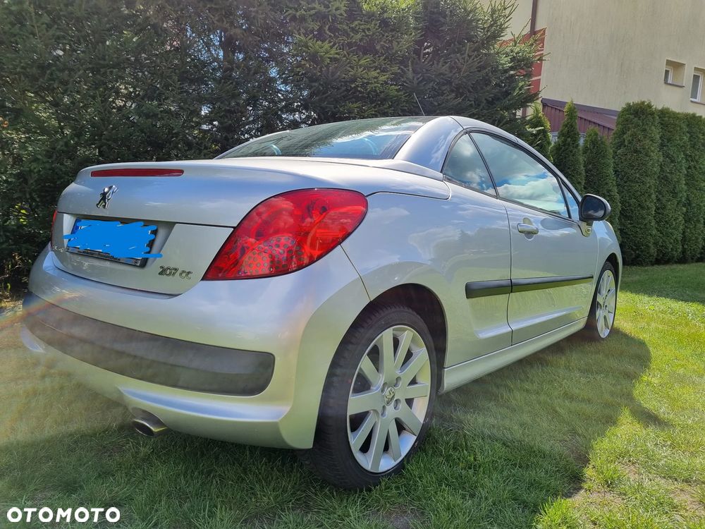 Peugeot 207 CC - 15