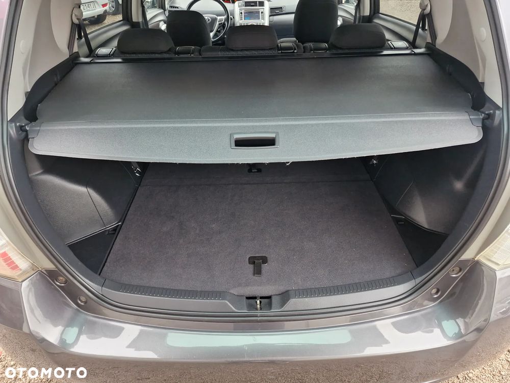 Toyota Verso 09-13 - 26