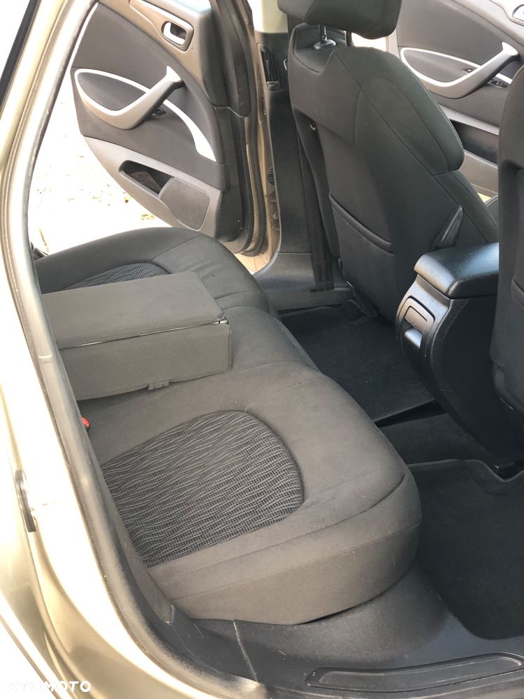 Citroën C5 Tourer HDi 165 FAP Selection - 29