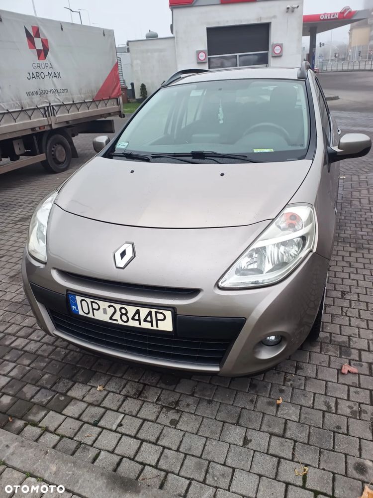 Renault Clio - 1