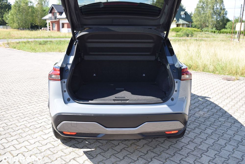 Nissan Qashqai 1.3 DIG-T N-Connecta - 36