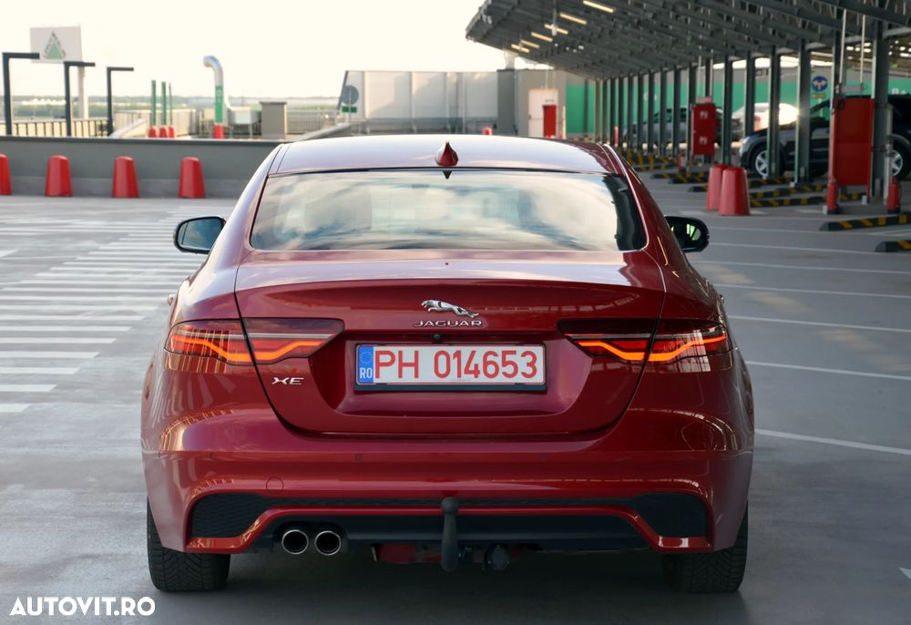 Jaguar XE D200 RWD MHEV R-Dynamic HSE - 10