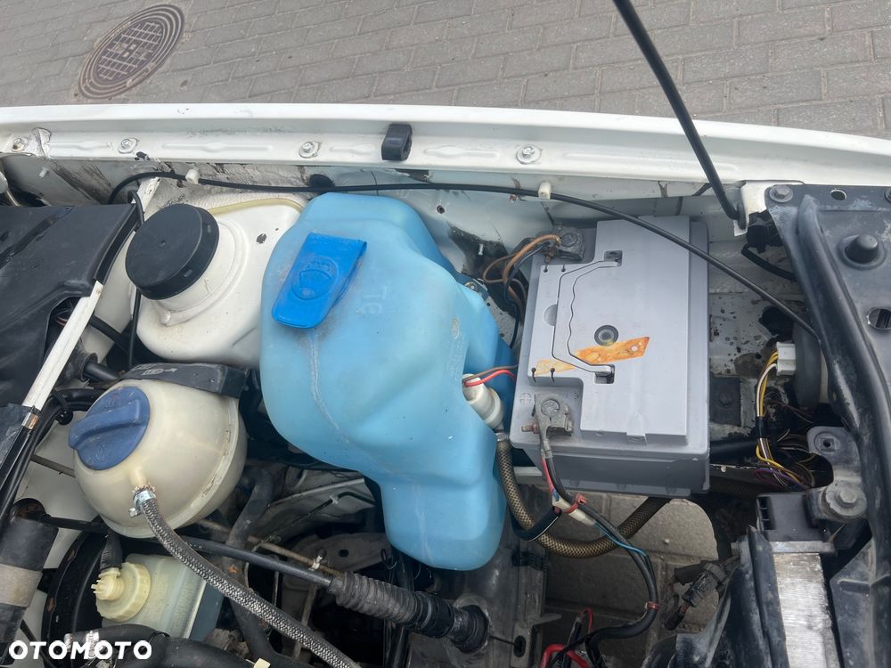 Volkswagen Jetta 1.8 CL - 26