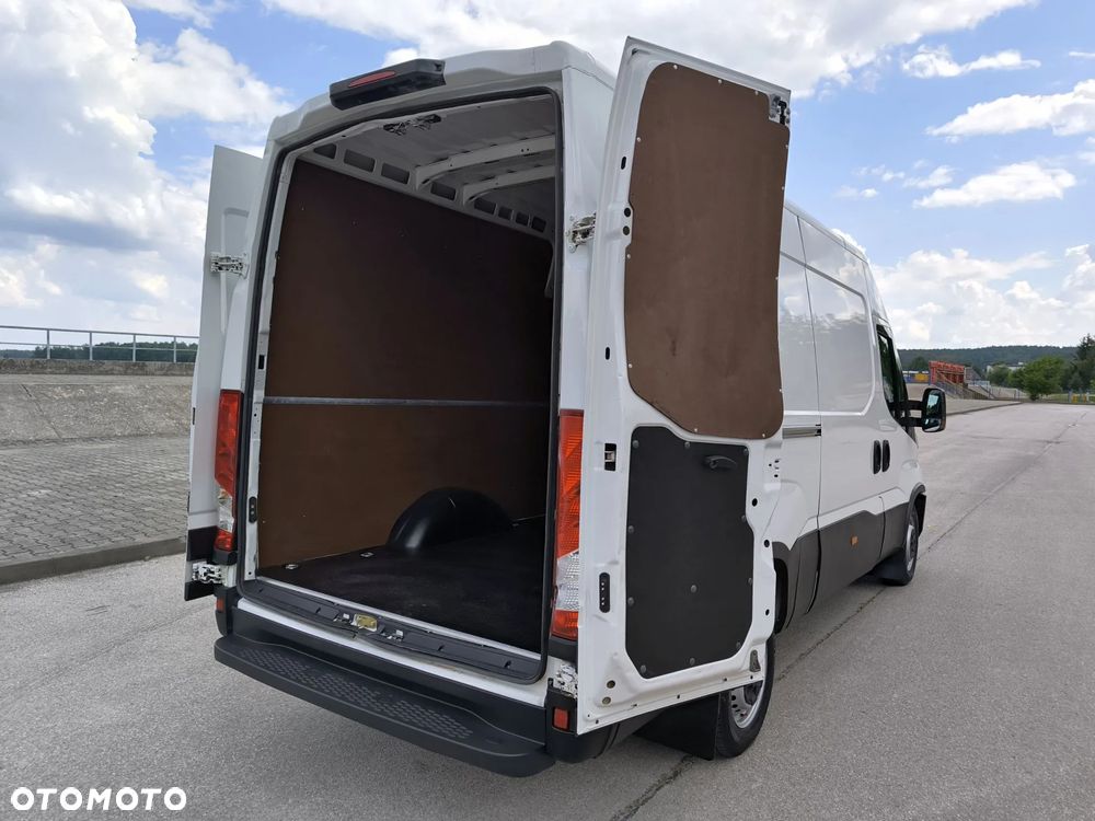Iveco Daily - 27