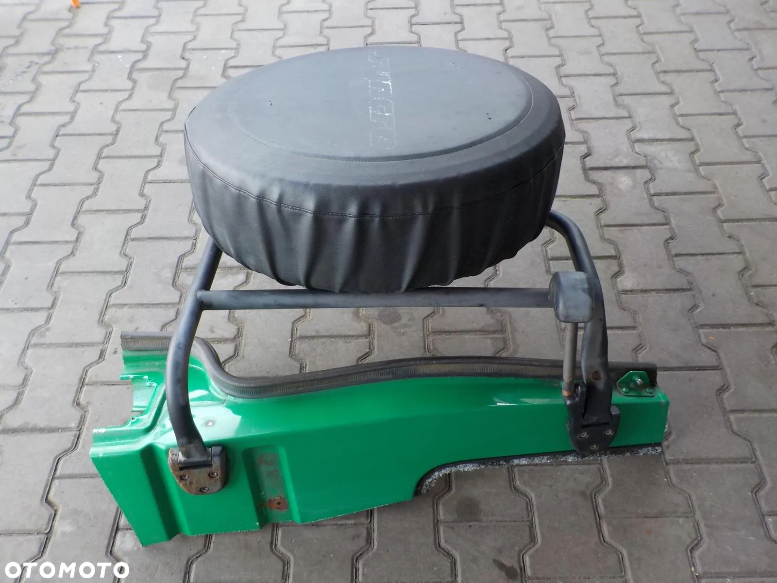 VW T4 4X4 SYNCRO UCHWYT WIESZAK MOCOWANIE KOŁA ZAPASOWEGO - 5