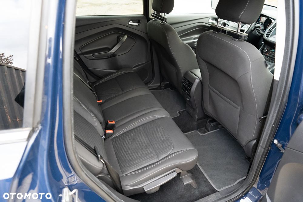 Ford Kuga 1.5 EcoBoost 2x4 Titanium - 13