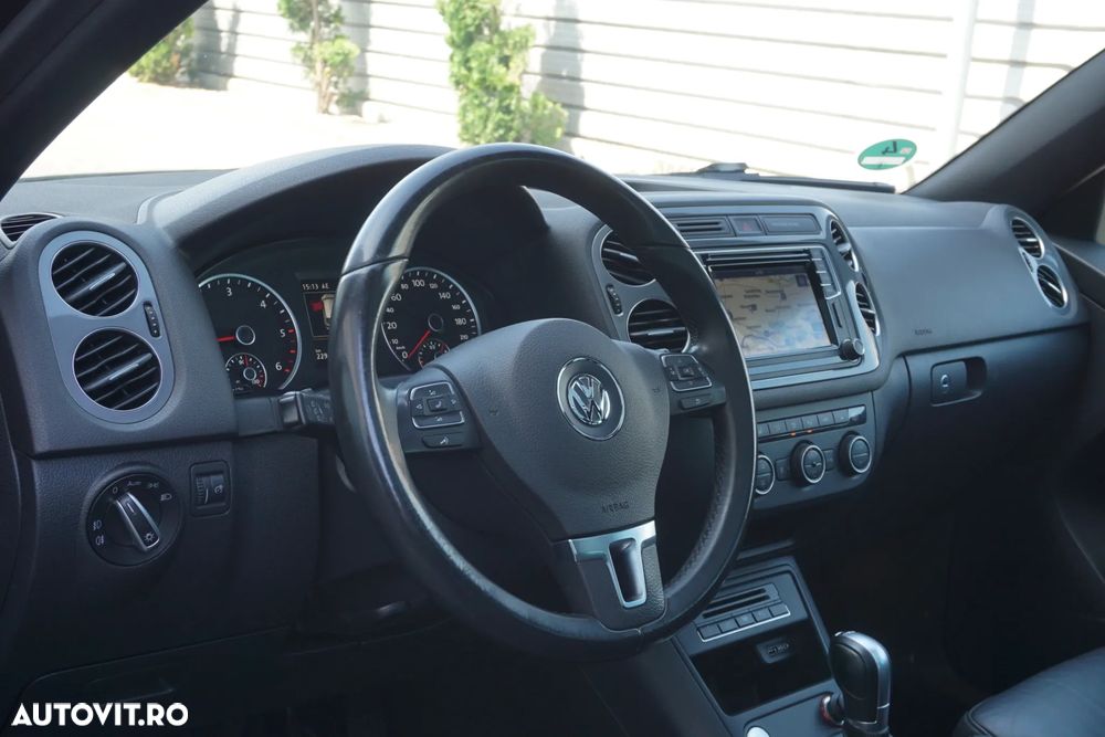 Volkswagen Tiguan 2.0 TDI SCR 4MOTION BlueMotion Technology DSG Sport & Style - 18