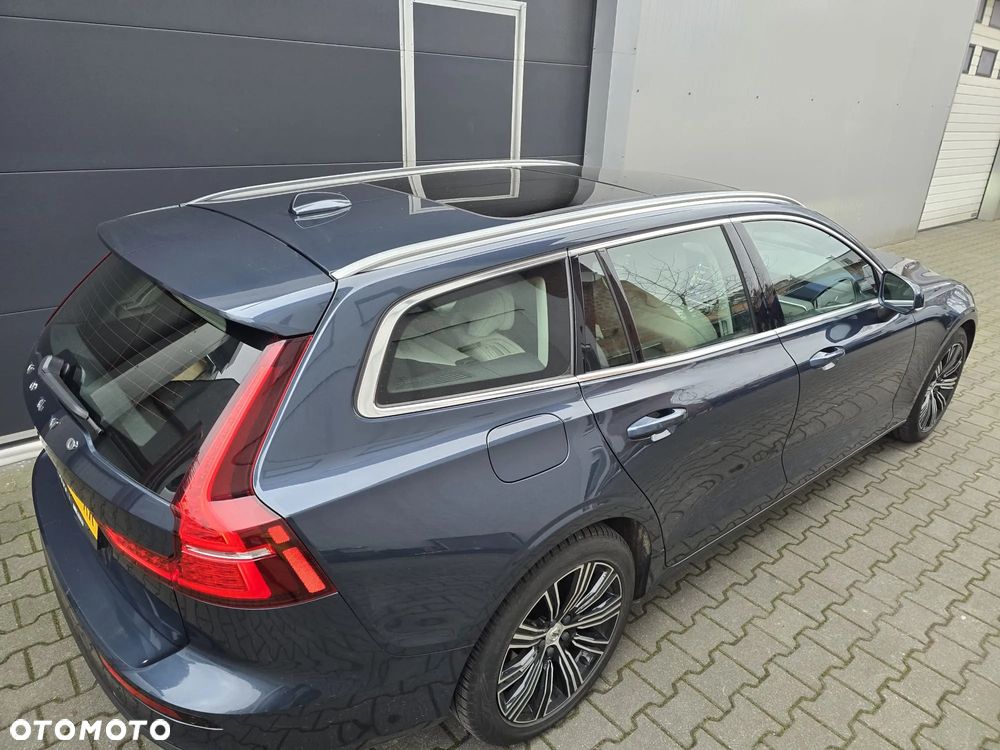 Volvo V60 T4 Geartronic R-Design - 3