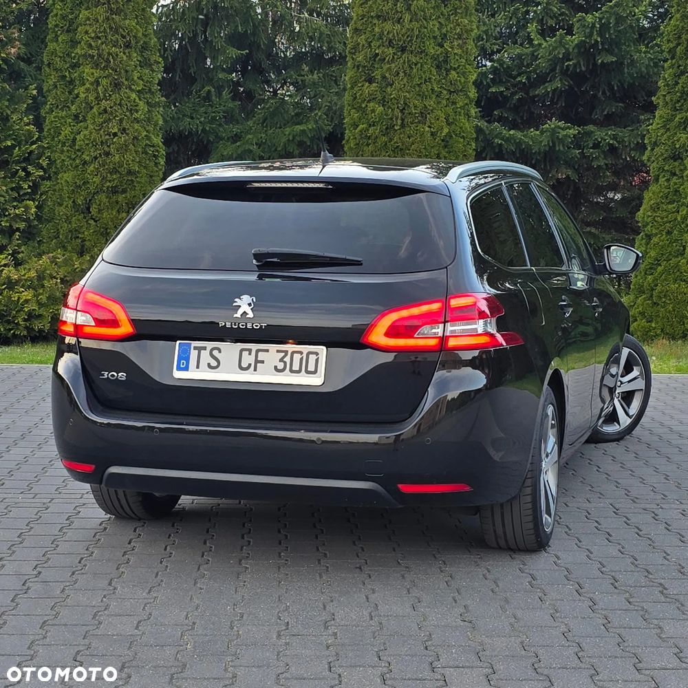 Peugeot 308 PureTech 130 GPF EAT8 Stop & Start Active Business-Paket - 15