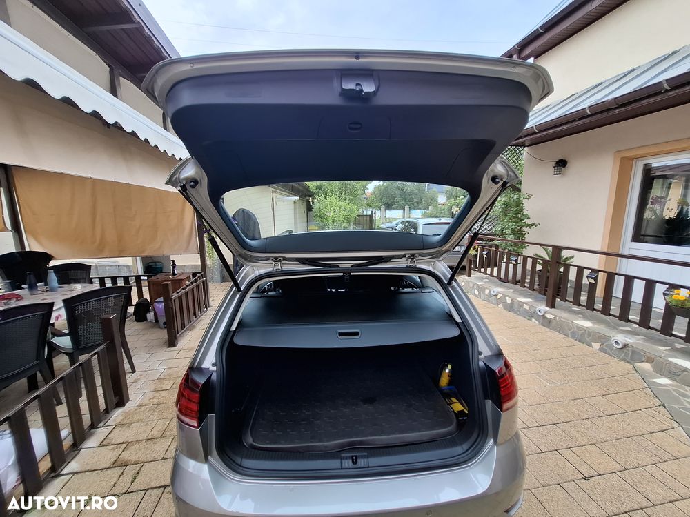 Volkswagen Golf 1.5 TSI Comfortline - 25