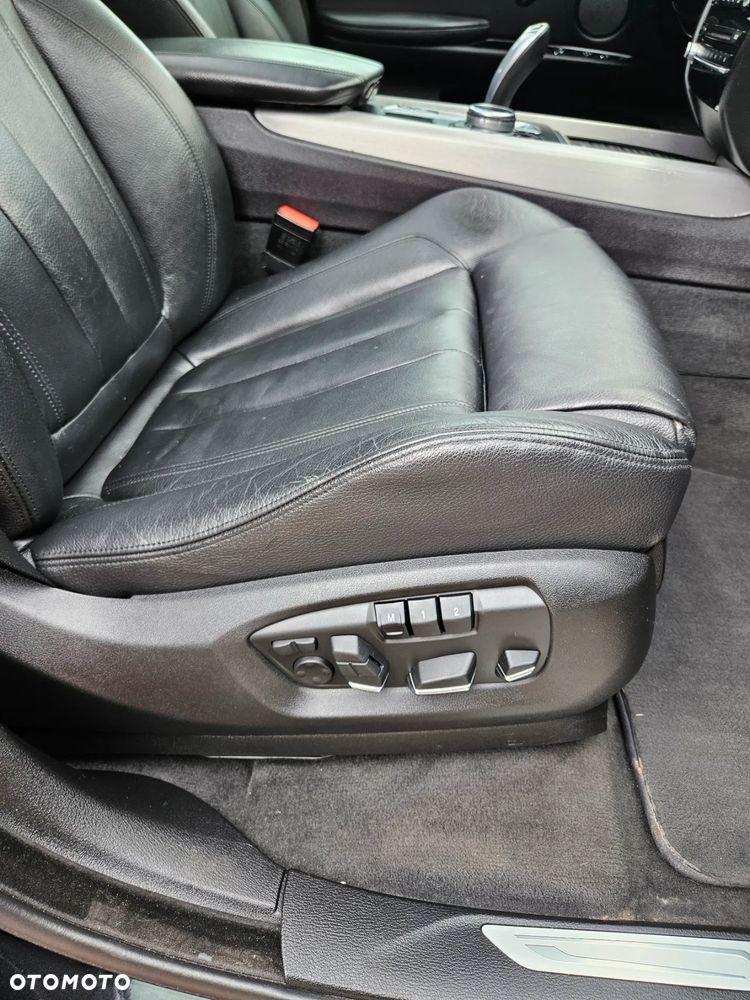 BMW X5 xDrive40d - 22