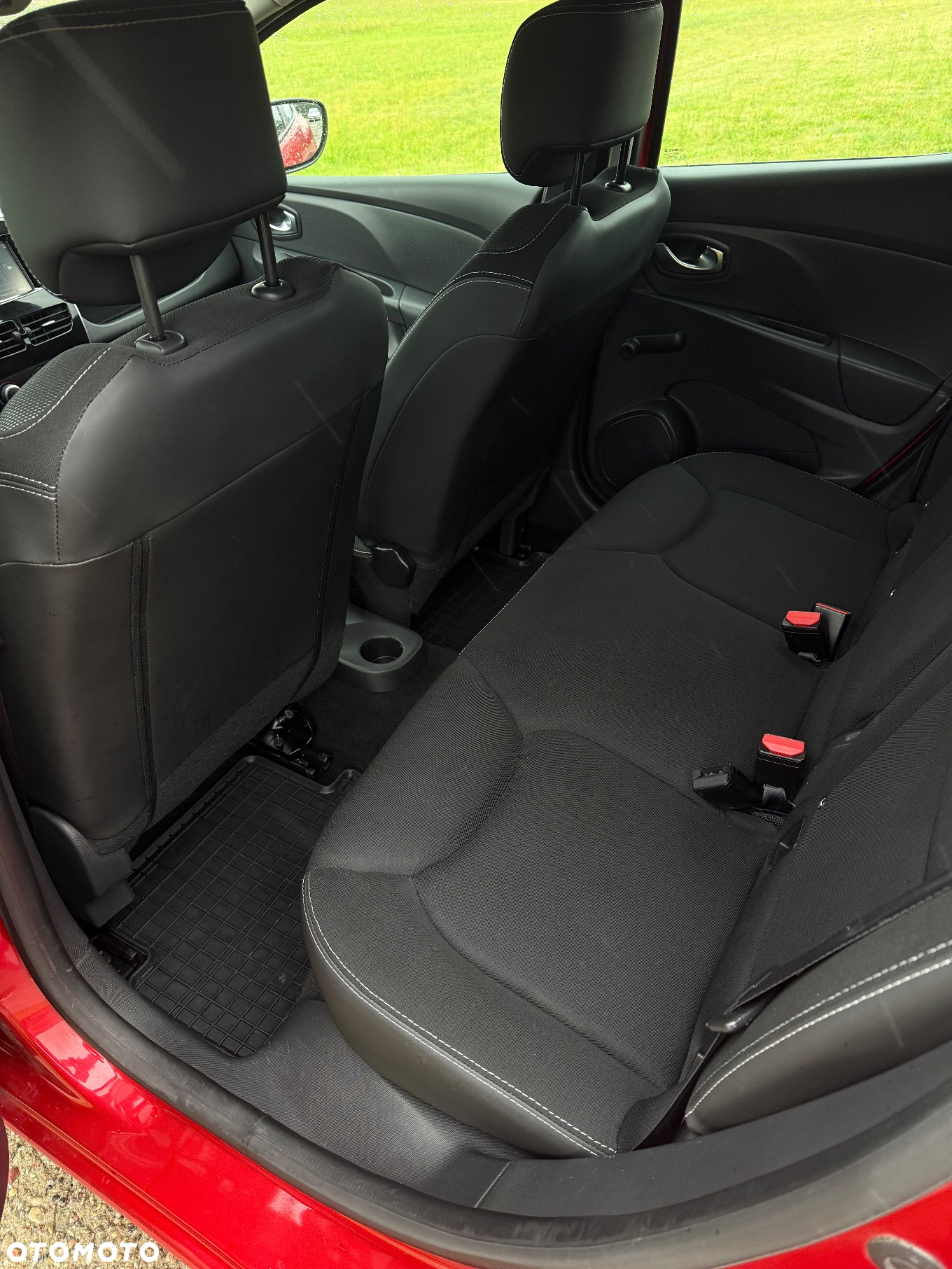 Renault Clio 1.2 16V 75 Collection - 8