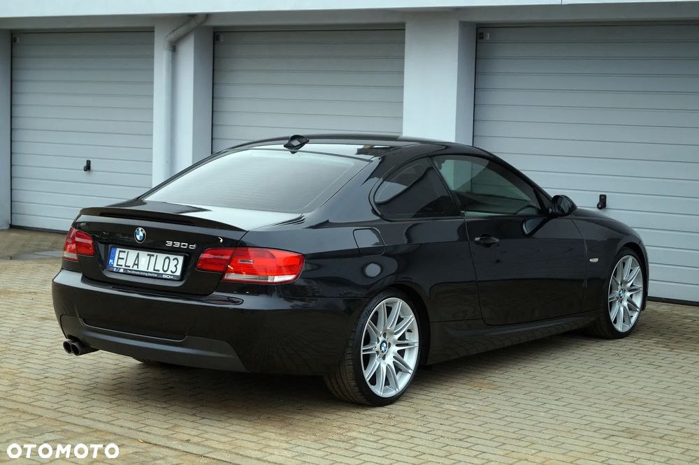 BMW Seria 3 330d M Sport Edition - 13