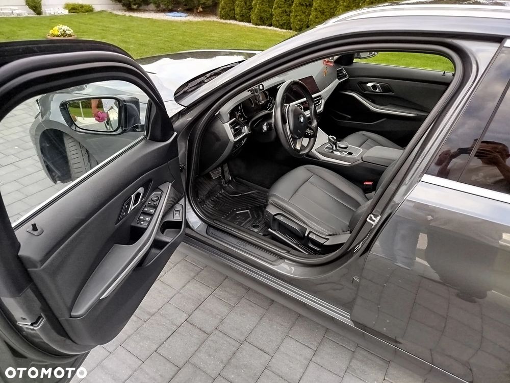 BMW Seria 3 320d MHEV Advantage - 17