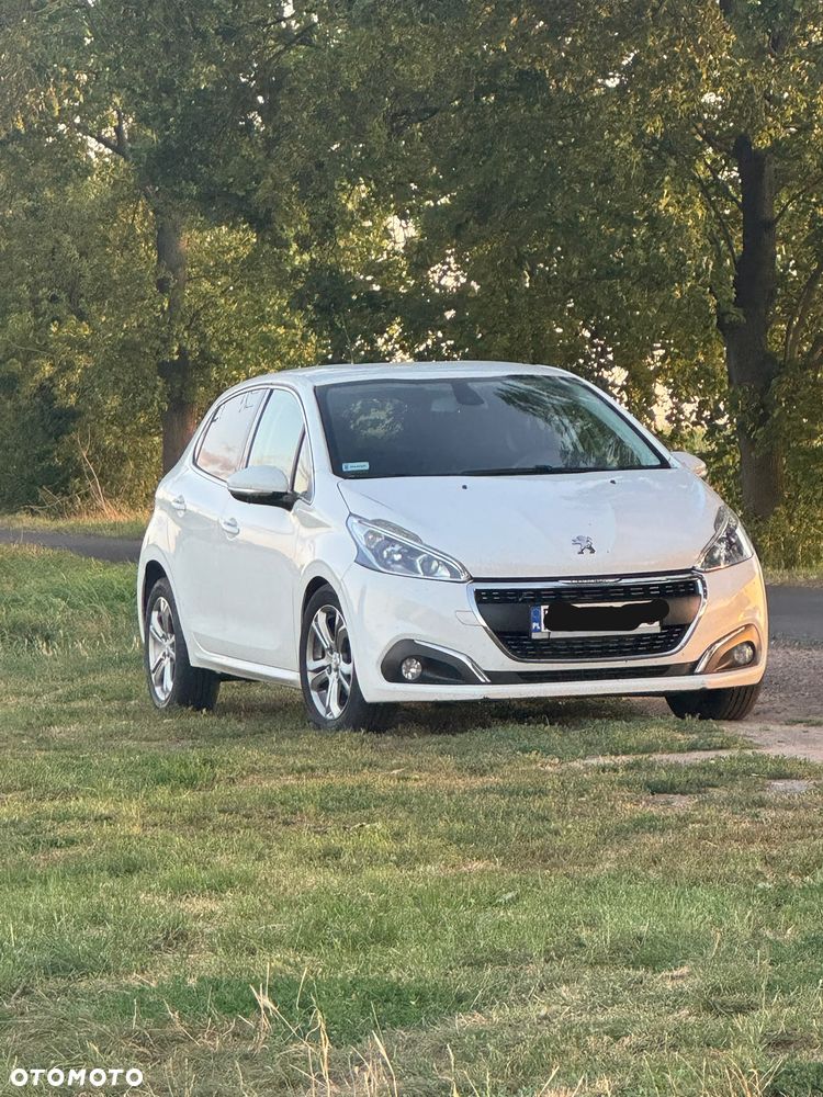 Peugeot 208 - 2