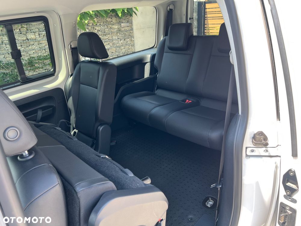 Volkswagen Caddy 2.0 (7-Si.) DSG Maxi Comfortline - 24