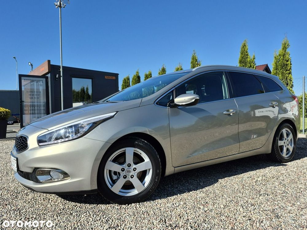 Kia Ceed - 15